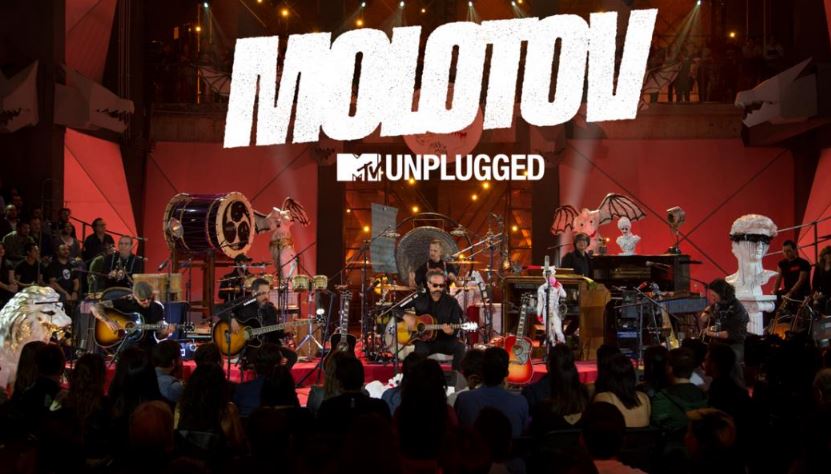 Molotov alza la voz con el estreno de su primer adelanto de su <b>MTV Unplugged</b>. “Here We Kum” fue la canción elegida para calentar motores y tema...