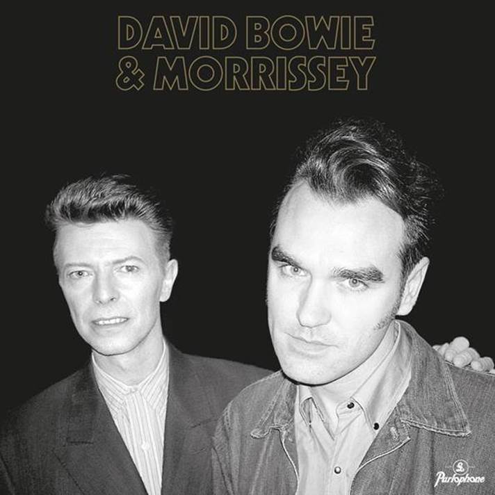 El dueto de Morrissey y David Bowie de la cancion ‘Cosmic Dancer’ de T-Rex, que fue grabado en vivo en Inglewood Forum, Los Angeles el 6 de febrero de...