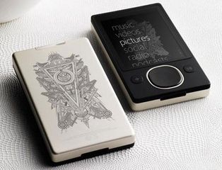 <b>Microsoft</b> empezó hoy a vender en Norteamérica la segunda generación del reproductor de música digital Zune, con el que el gigante informático e...